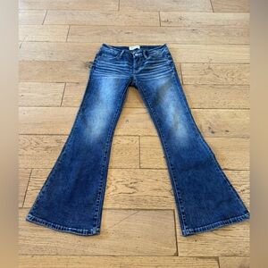 Bke Stella Slim Fit Low Rise Flared Women’s Blue Jeans Sz 26
